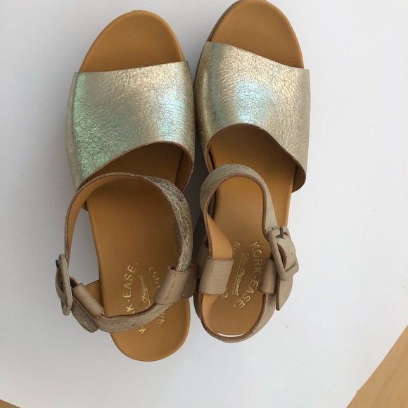 Kork- Ease size 8 metallic wedge sandals - Picture 14 of 15